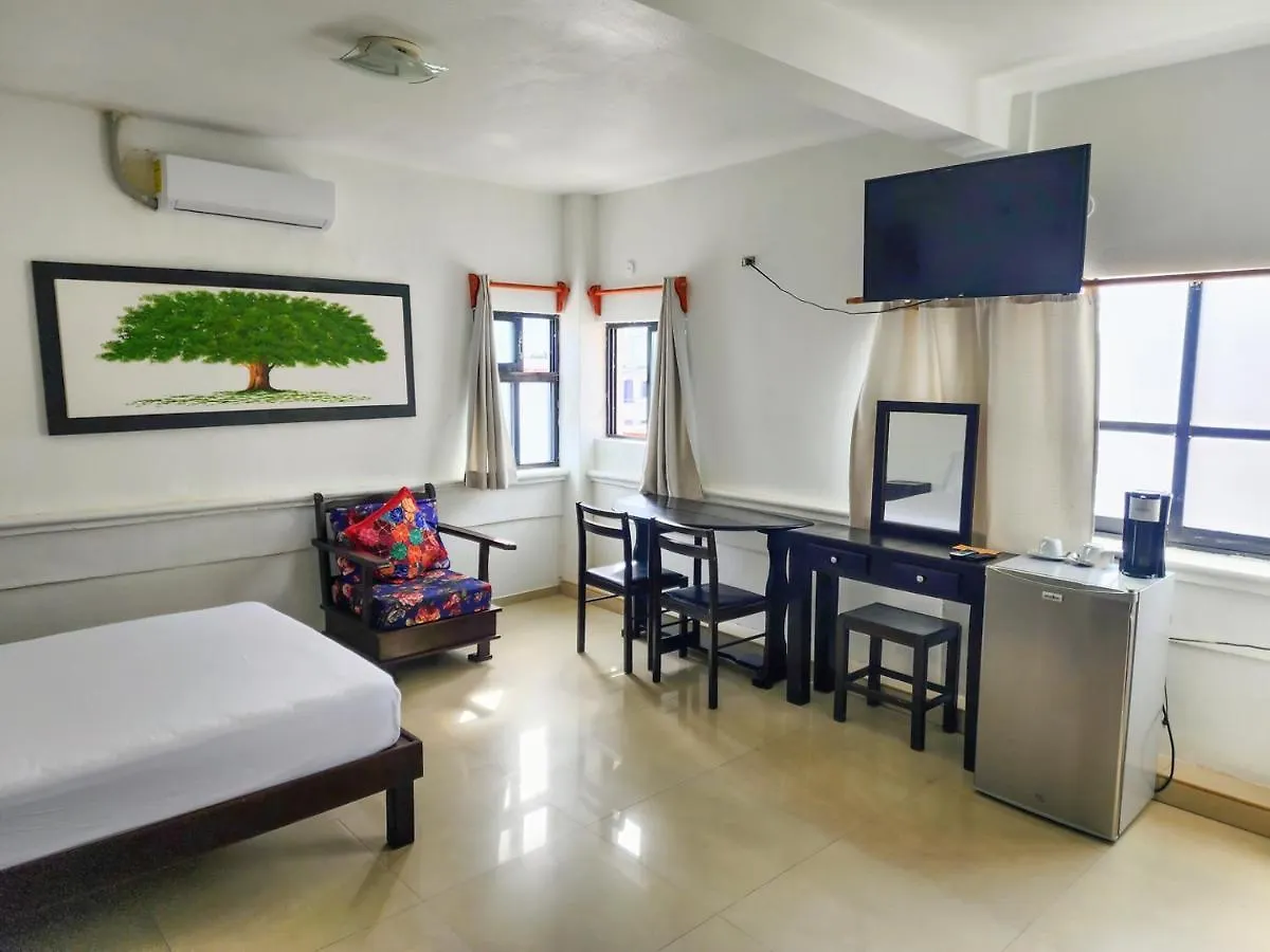 Hotel Fitz-Mar Isla Mujeres 0*,